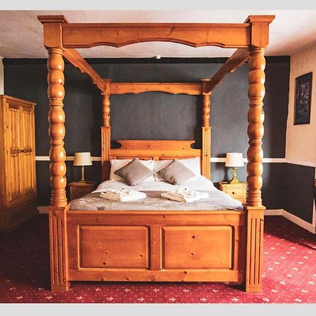 The George Hotel, Dereham Extérieur photo