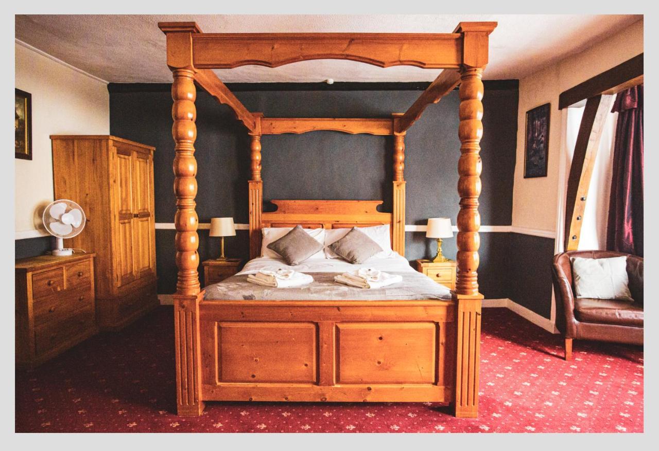 The George Hotel, Dereham Extérieur photo
