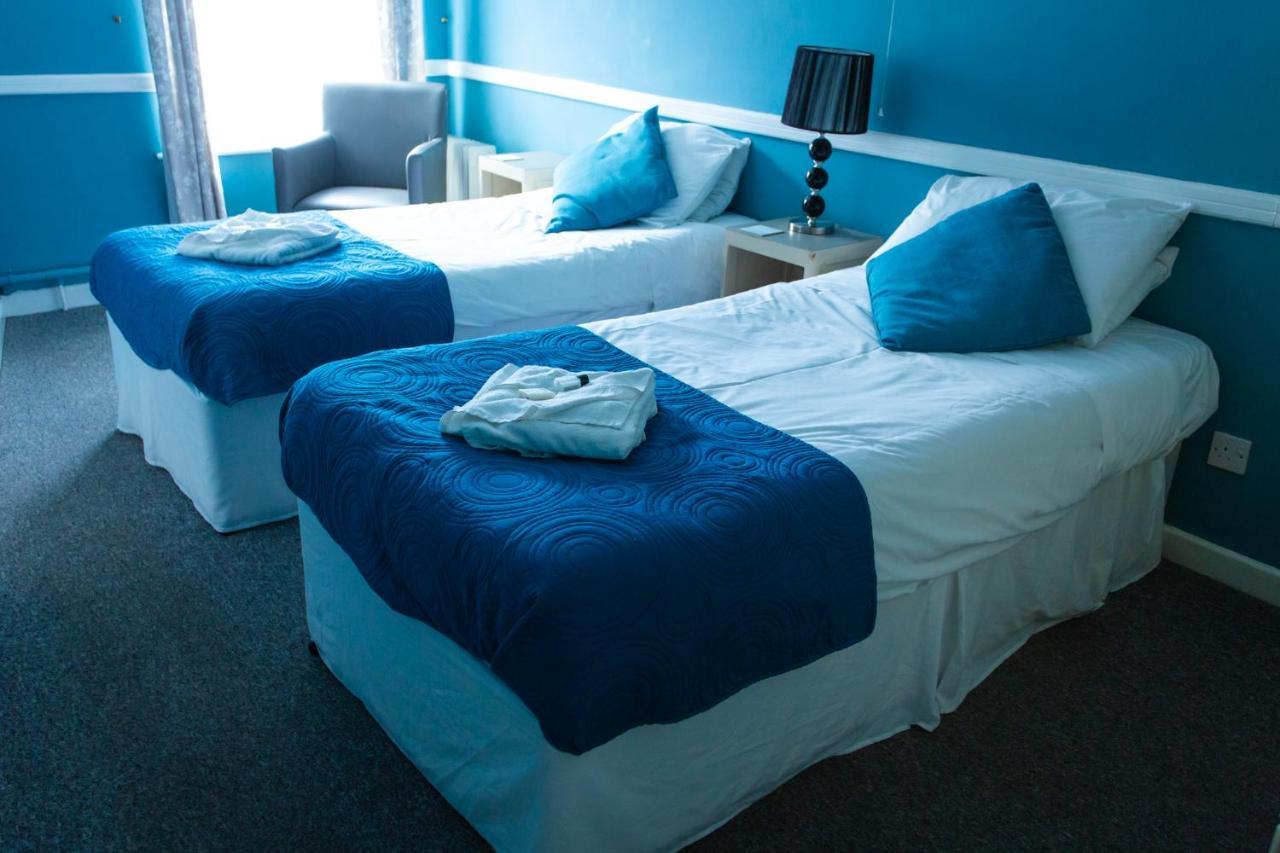 The George Hotel, Dereham Extérieur photo